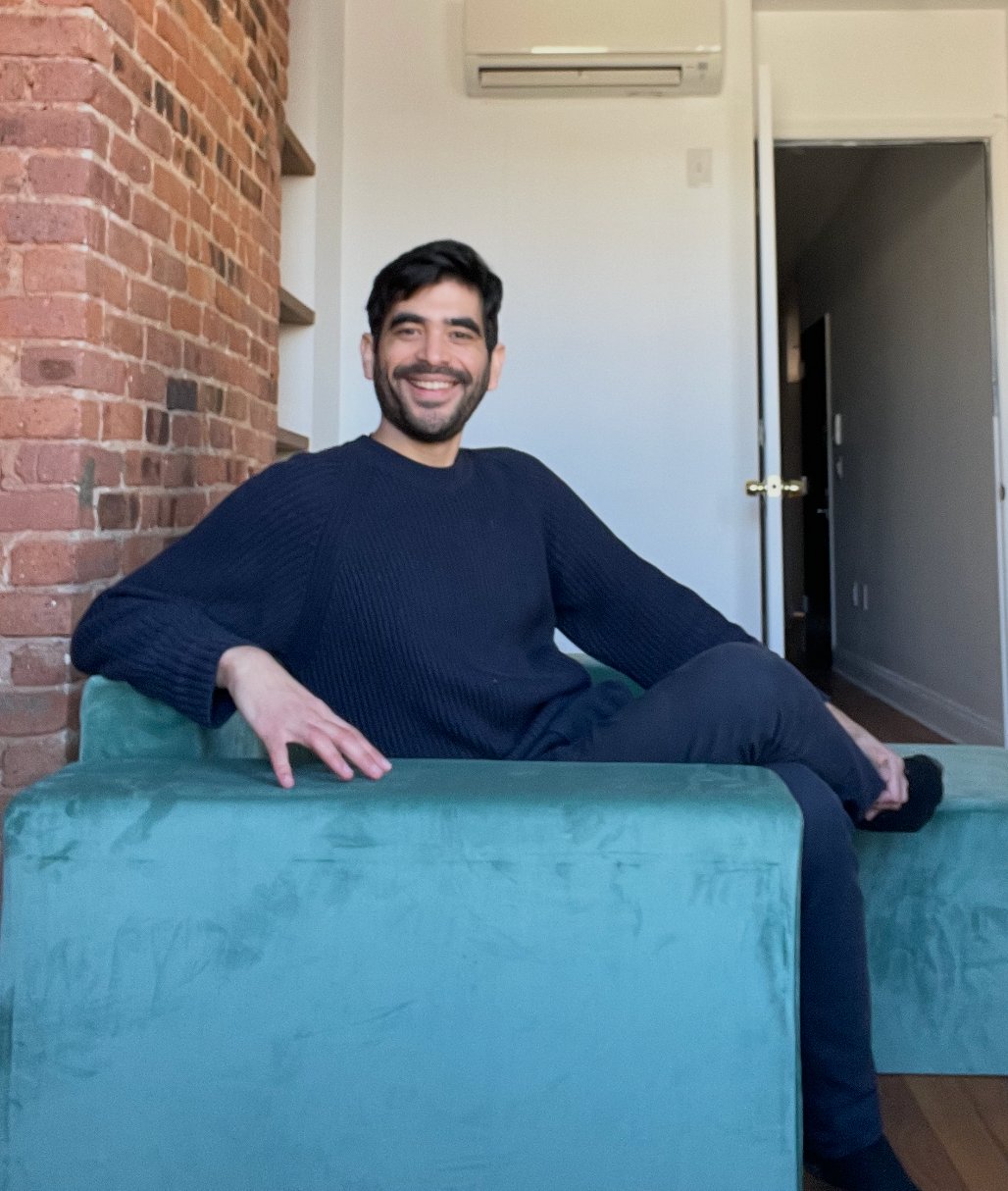 Manu Valencia comediante puertorriqueño en Nueva York